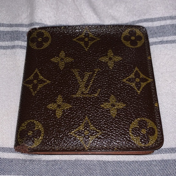 Louis Vuitton men’s wallet (Code# M782) - Picture 1 of 15